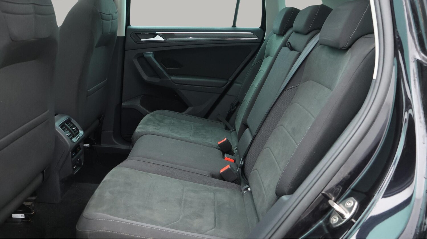 Used Volkswagen Tiguan 2020 for sale - 76043024: Photo 17