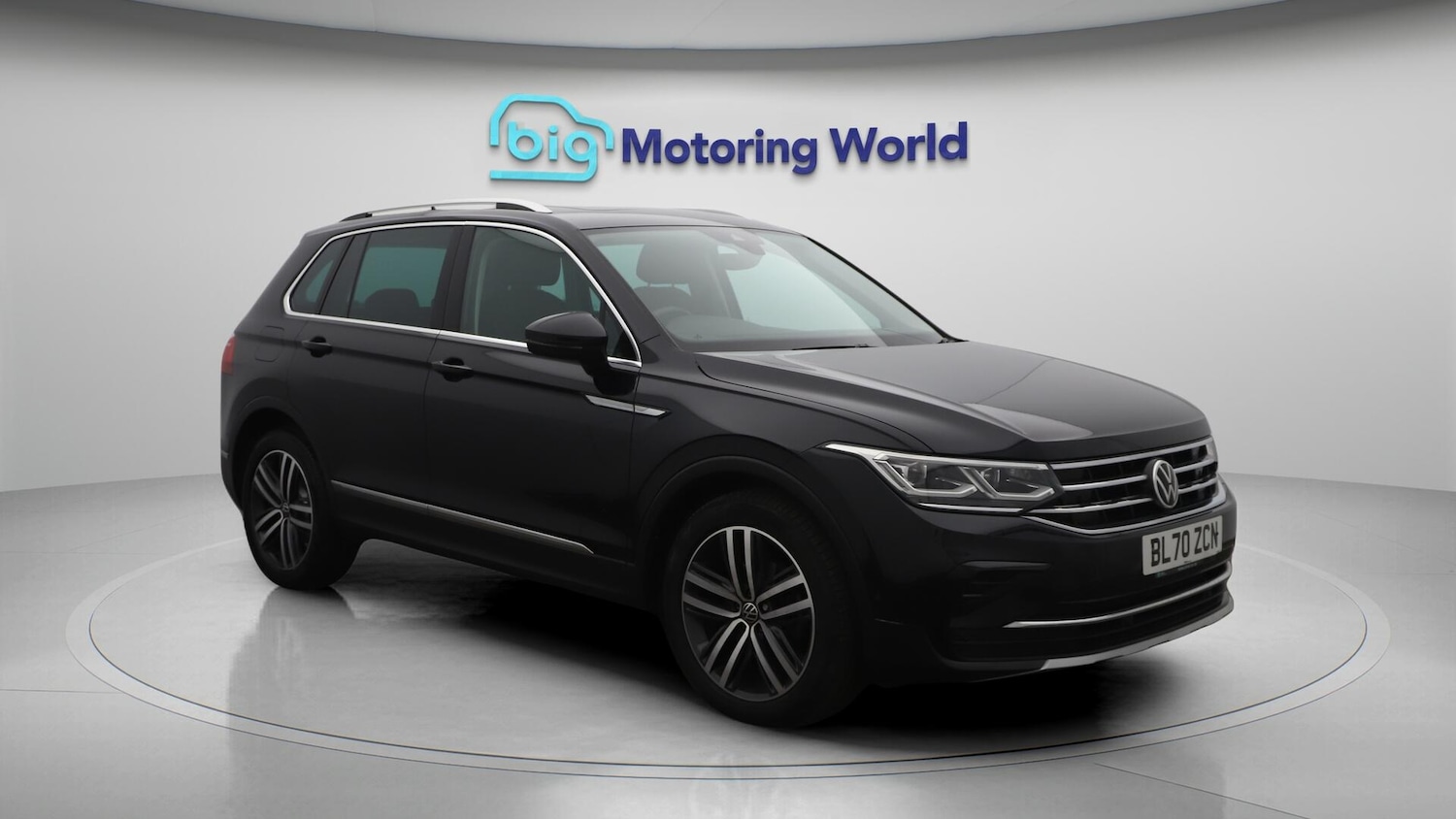 Used Volkswagen Tiguan 2020 for sale - 76043024: Photo 2