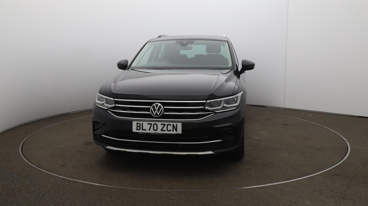 Used Volkswagen Tiguan 2020 for sale - 76043024: Photo 41