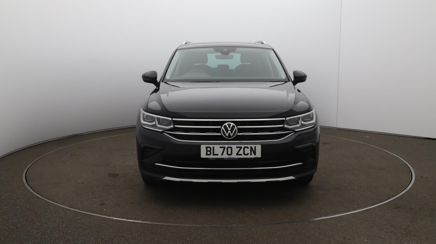 Used Volkswagen Tiguan 2020 for sale - 76043024: Photo 42