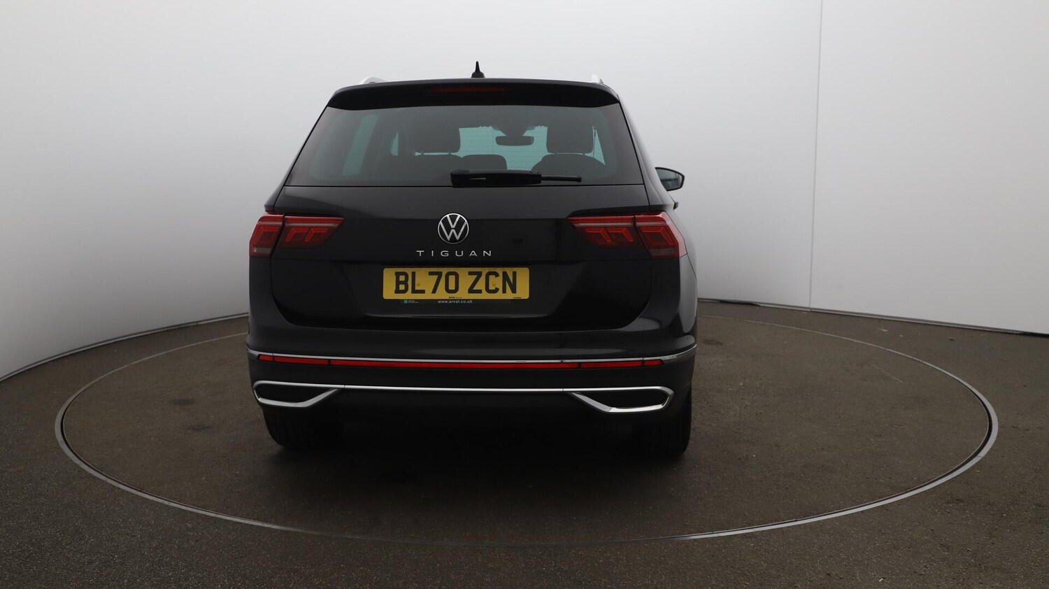 Used Volkswagen Tiguan 2020 for sale - 76043024: Photo 59