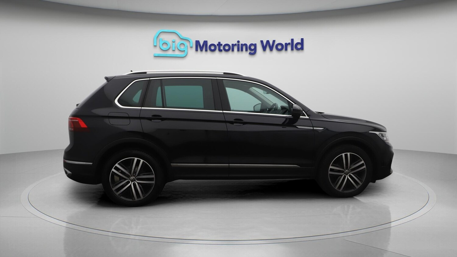 Used Volkswagen Tiguan 2020 for sale - 76043024: Photo 9