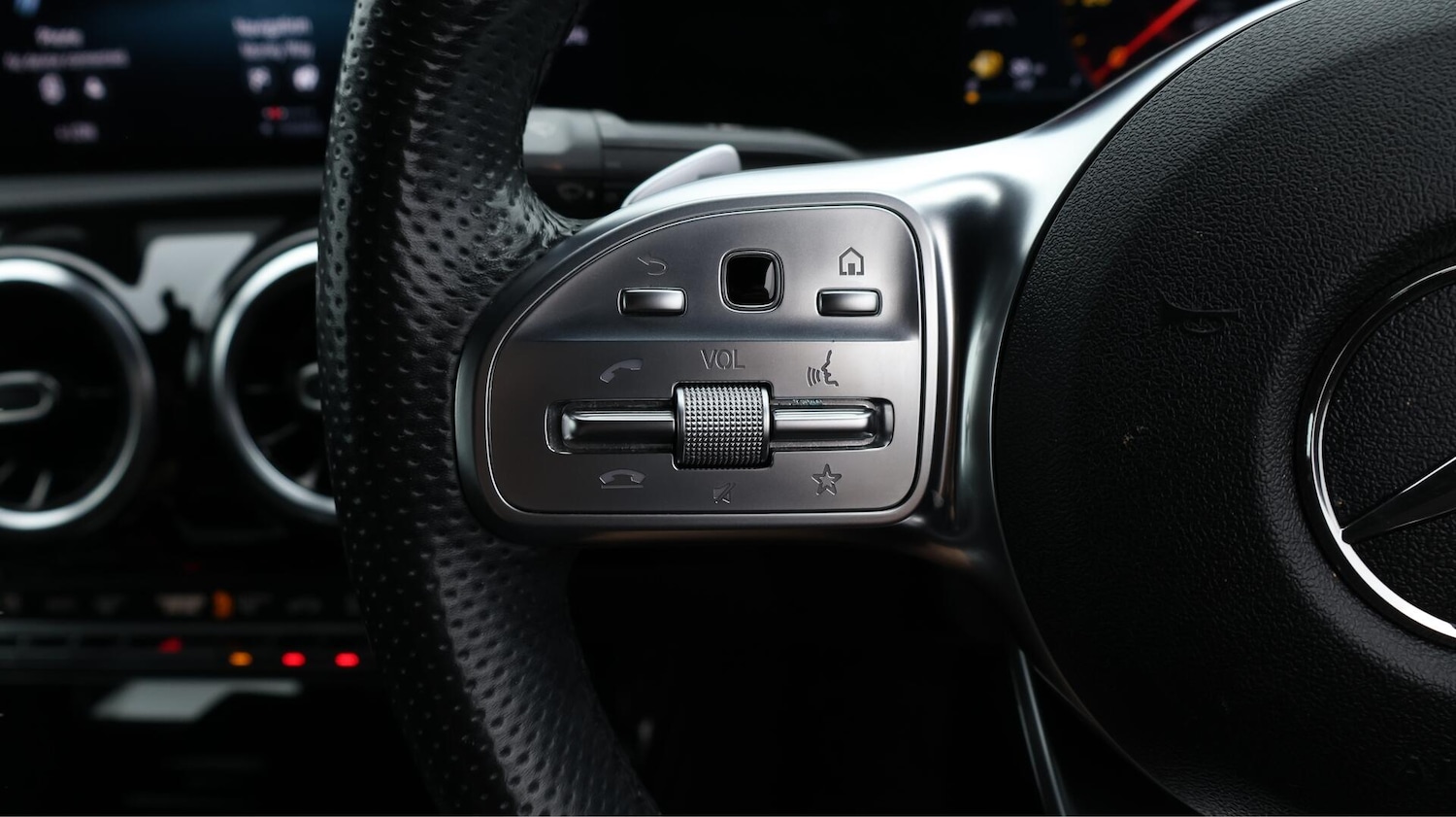 Used Mercedes-Benz CLA 2020 for sale - 76499844: Photo 23