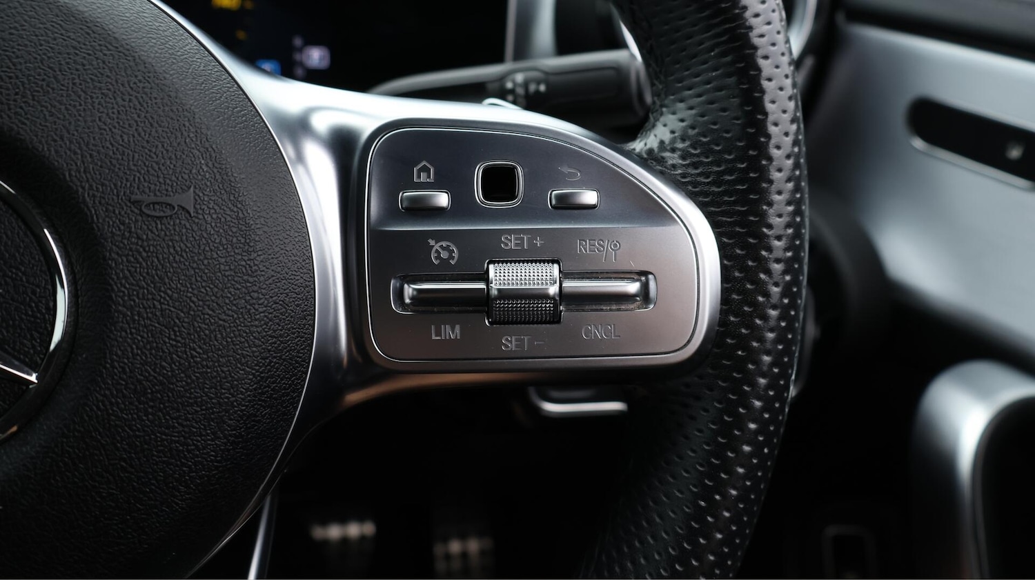 Used Mercedes-Benz CLA 2020 for sale - 76499844: Photo 24