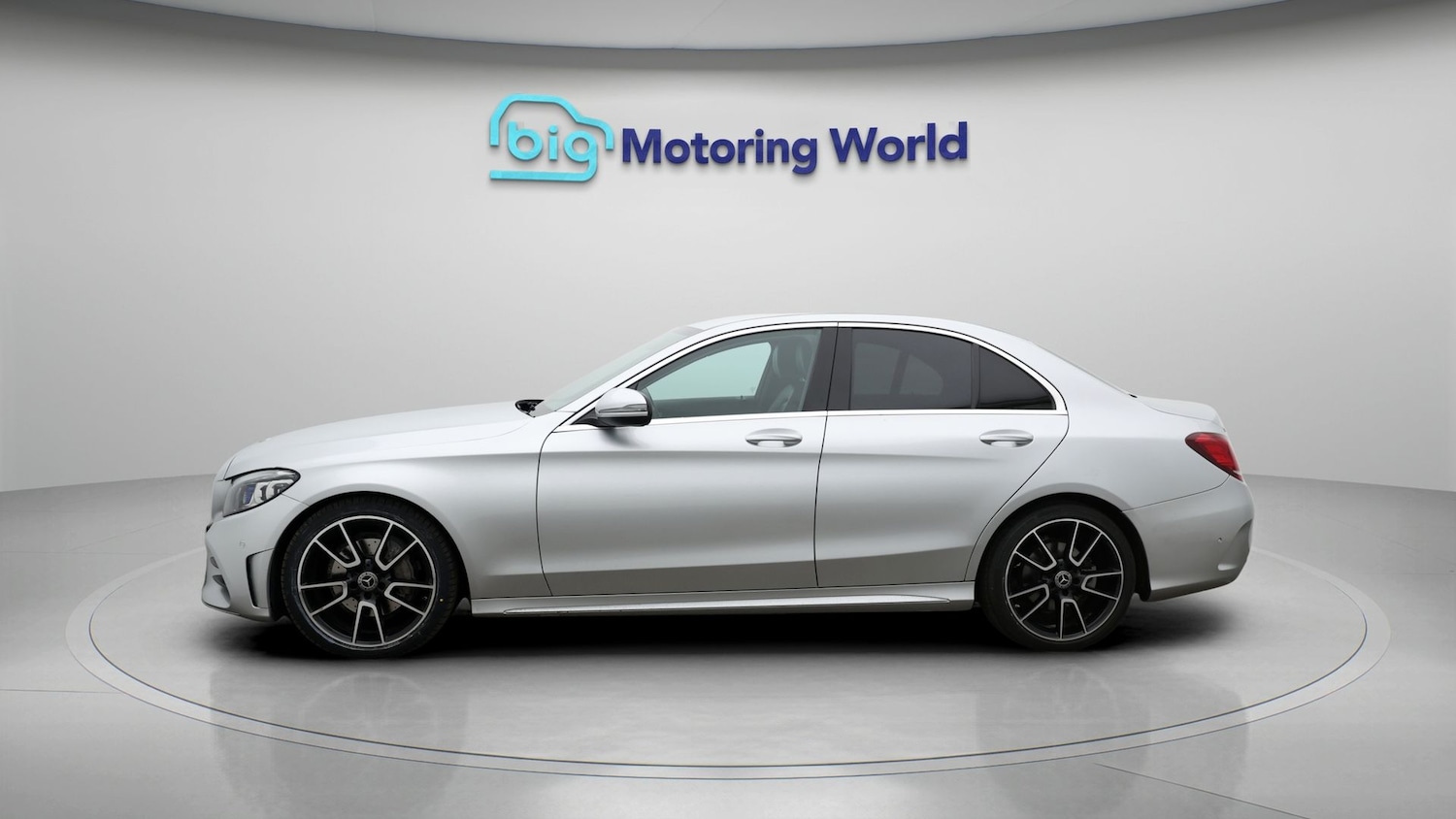 Used Mercedes-Benz C Class 2020 for sale - 77536380: Photo 4