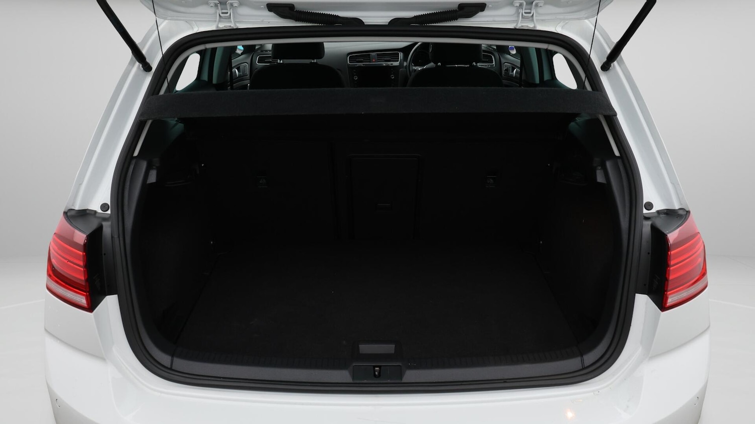 Used Volkswagen Golf 2020 for sale - 76360932: Photo 18