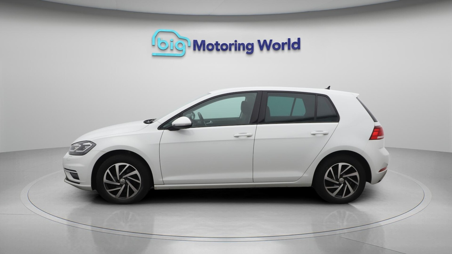 Used Volkswagen Golf 2020 for sale - 76360932: Photo 5