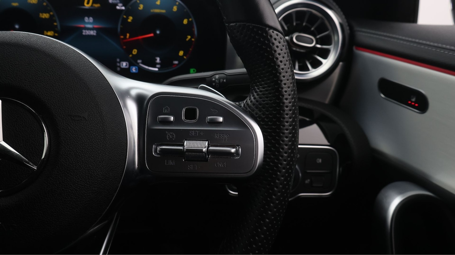 Used Mercedes-Benz CLA 2022 for sale - 77640463: Photo 28