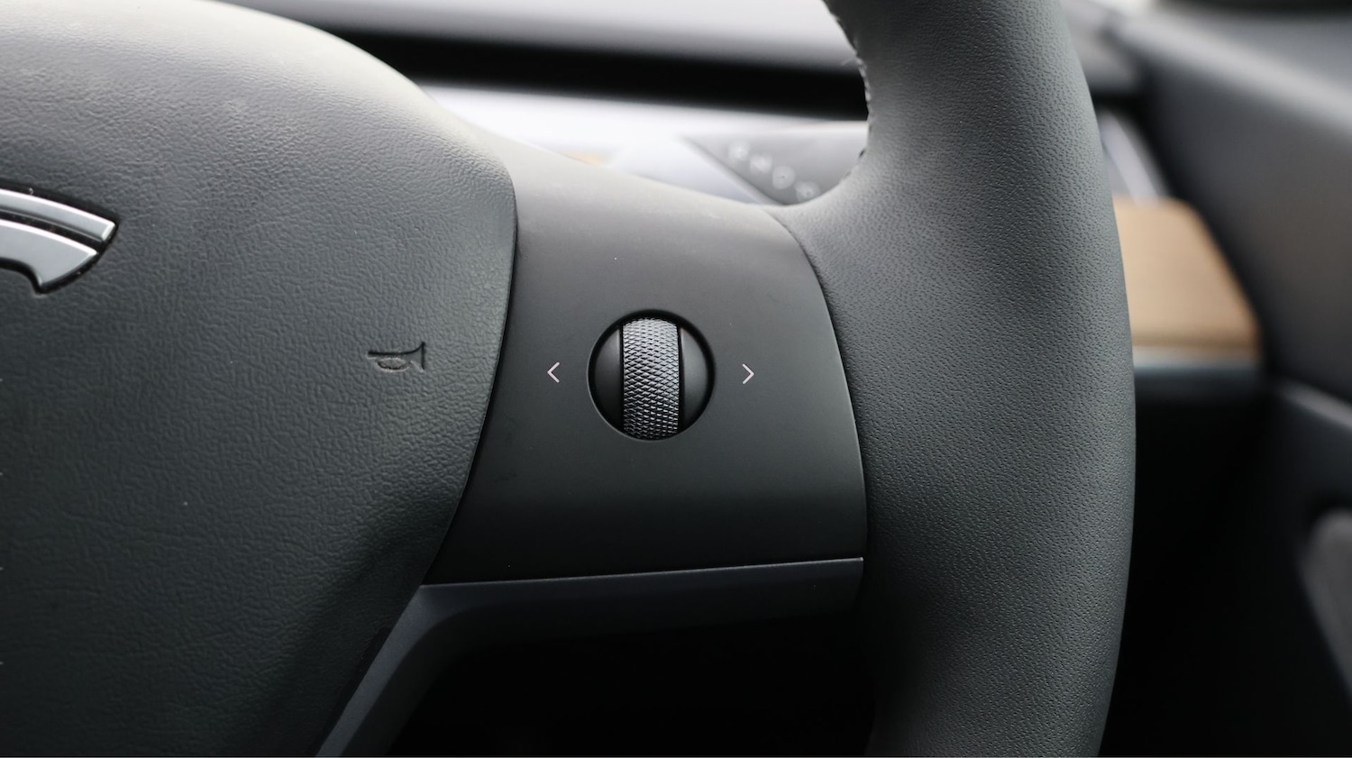 Used Tesla Model 3 2020 for sale - 77303853: Photo 24