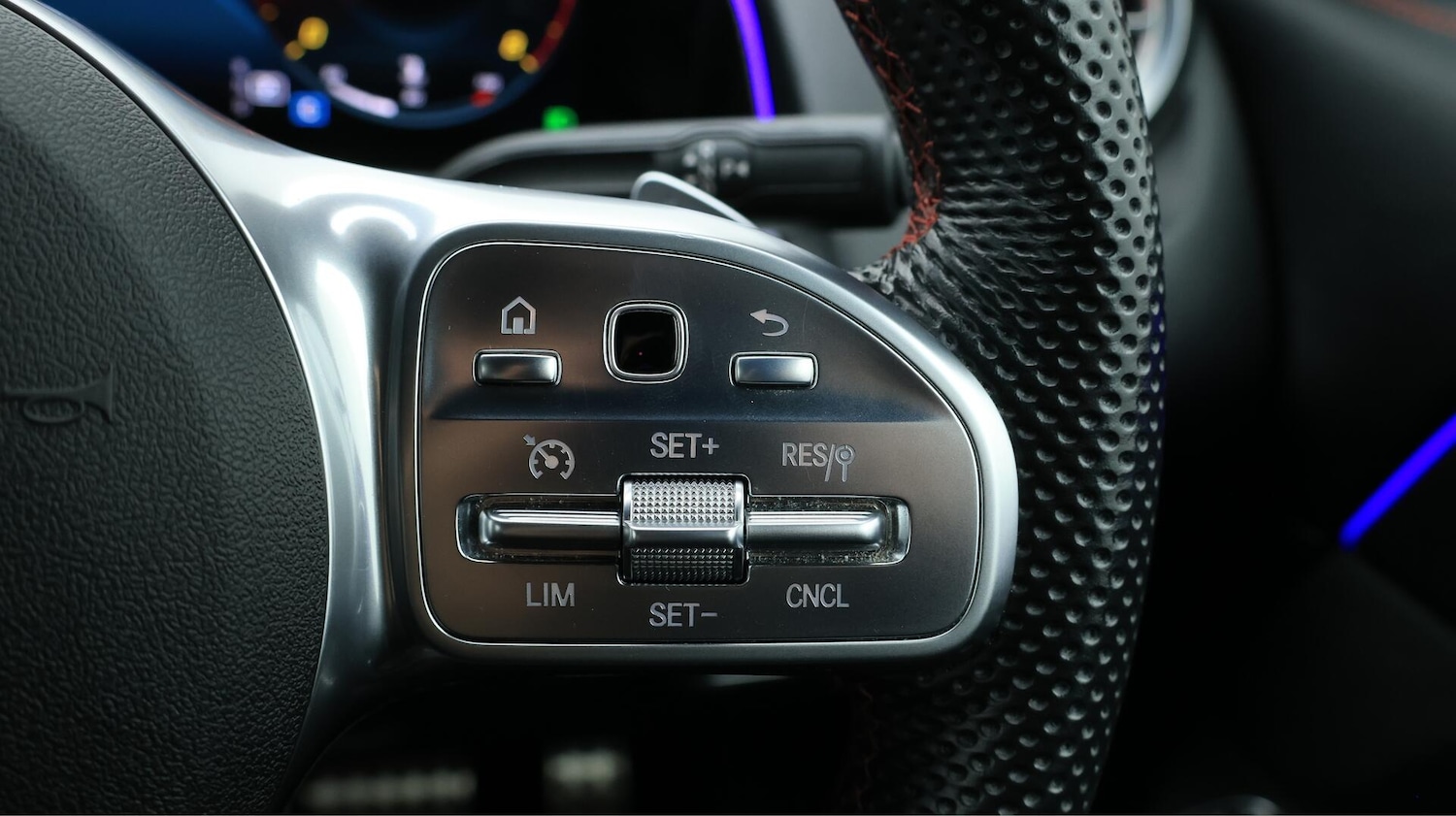 Used Mercedes-Benz GLB 2022 for sale - 76152450: Photo 27