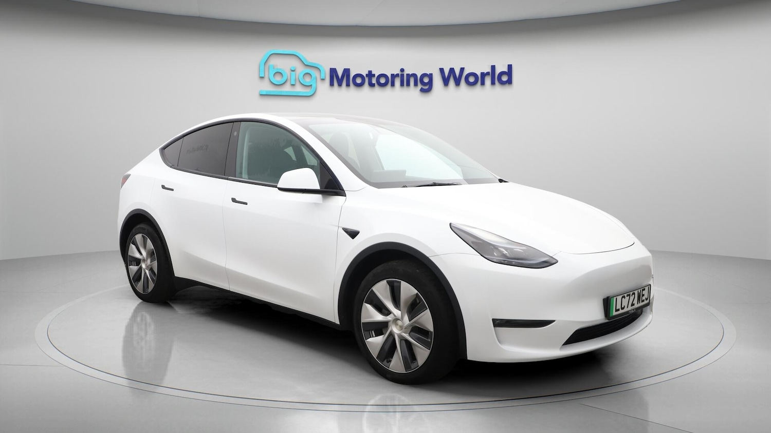 Used Tesla Model Y 2022 for sale - 76702370: Photo 2