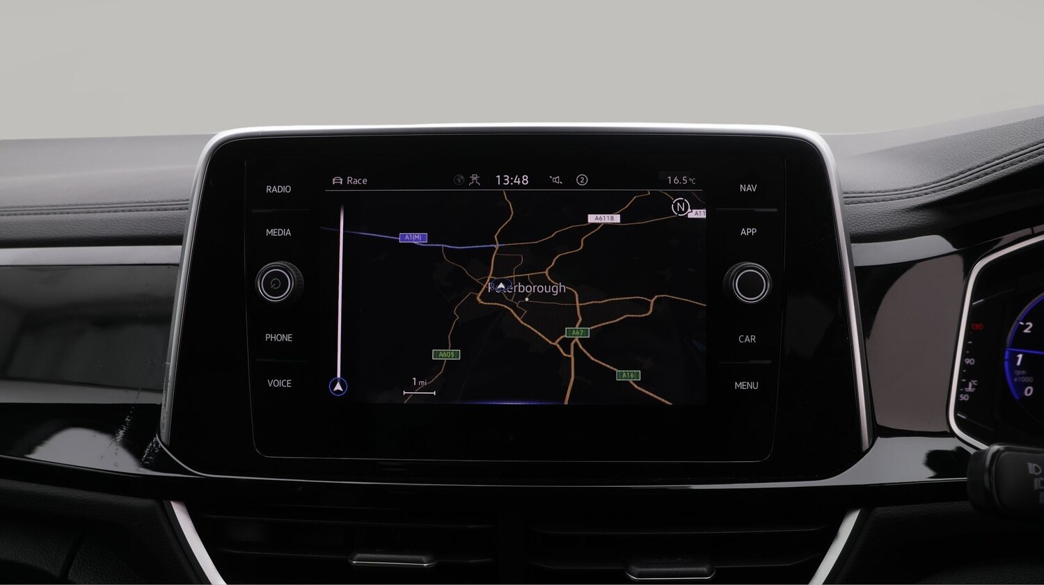 Used Volkswagen T-Roc for sale - 77618614: Photo 11