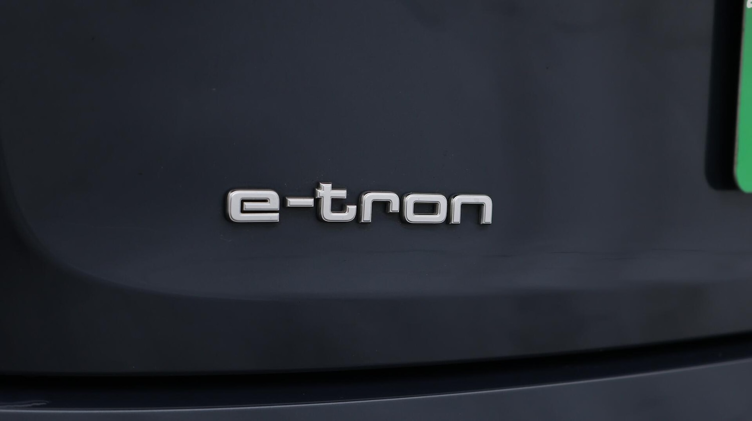 Used Audi e-tron 2022 for sale - 76136308: Photo 21