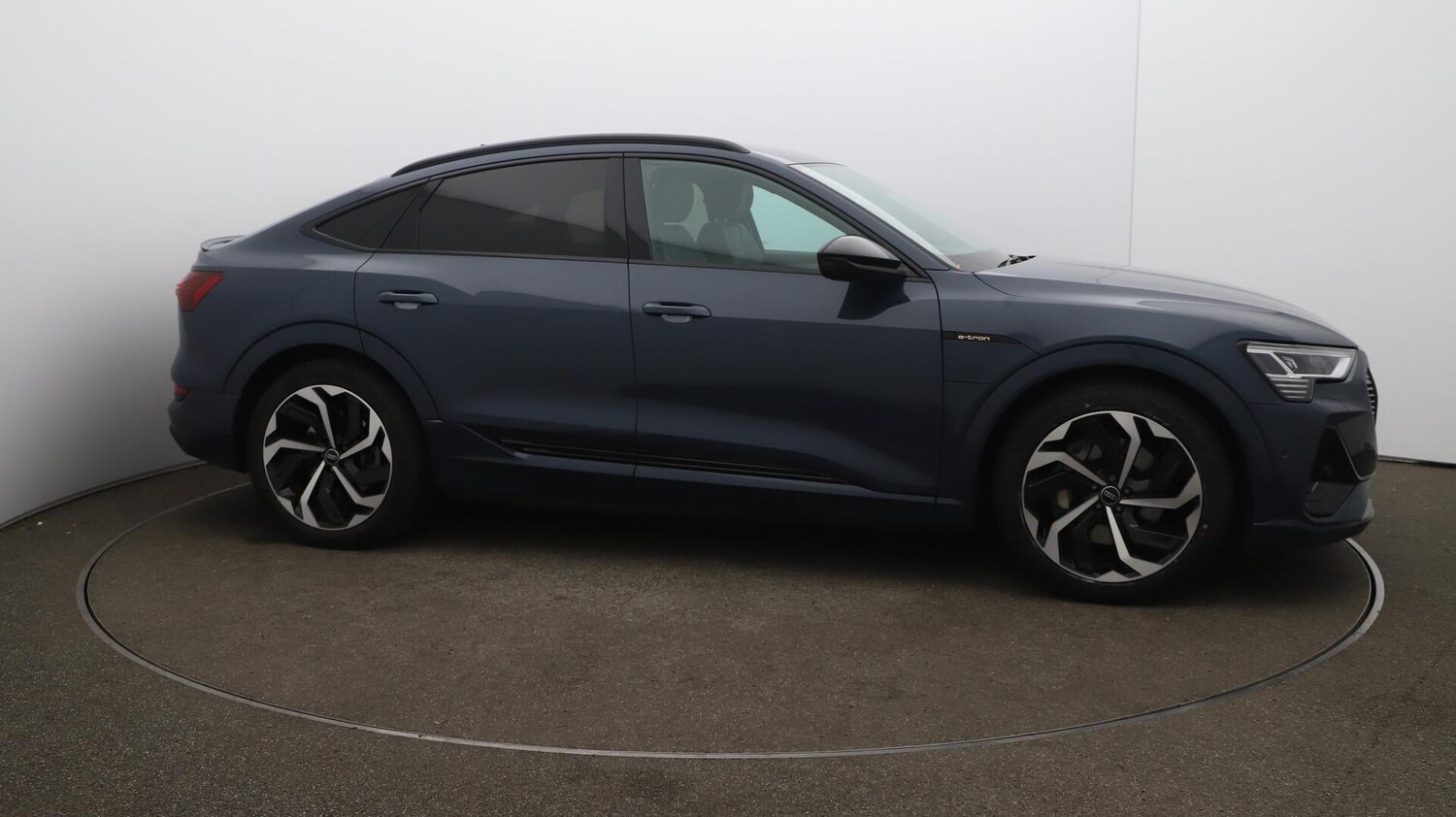 Used Audi e-tron 2022 for sale - 76136308: Photo 50