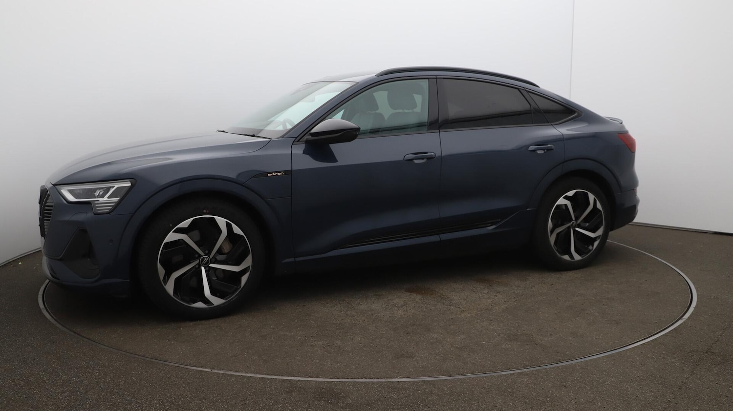 Used Audi e-tron 2022 for sale - 76136308: Photo 69
