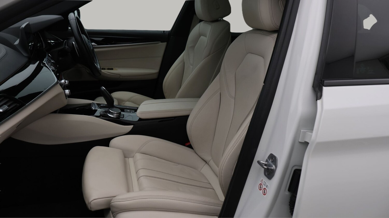 Used BMW 5 Series 2018 for sale - 77931473: Photo 14