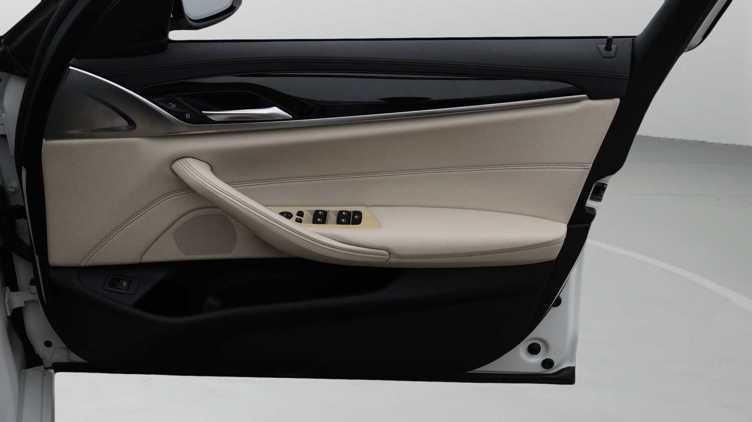 Used BMW 5 Series 2018 for sale - 77931473: Photo 15