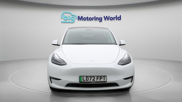 Used Tesla Model Y 2022 for sale - 76121770: Photo 2