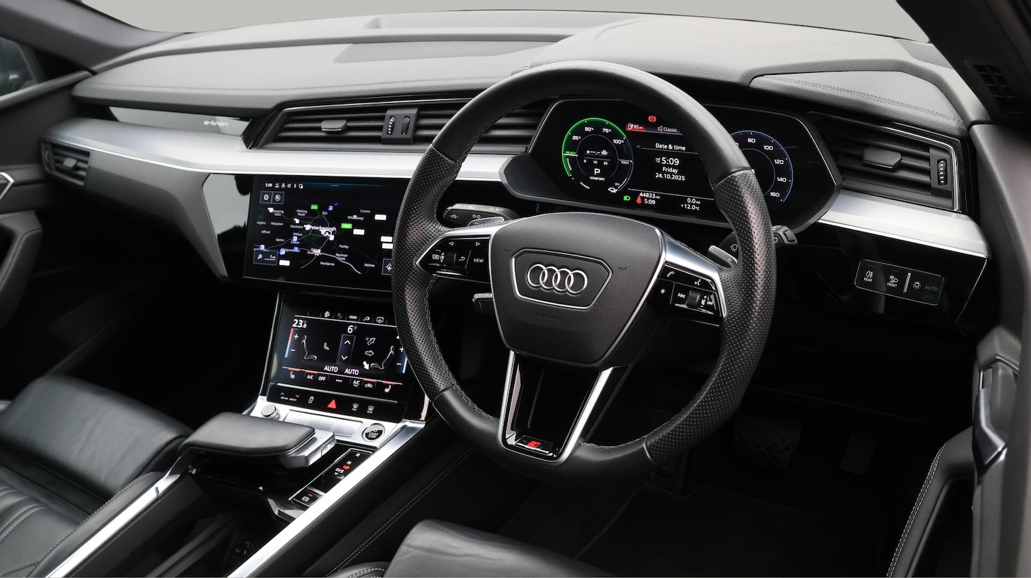 Used Audi e-tron for sale - 76389350: Photo 10