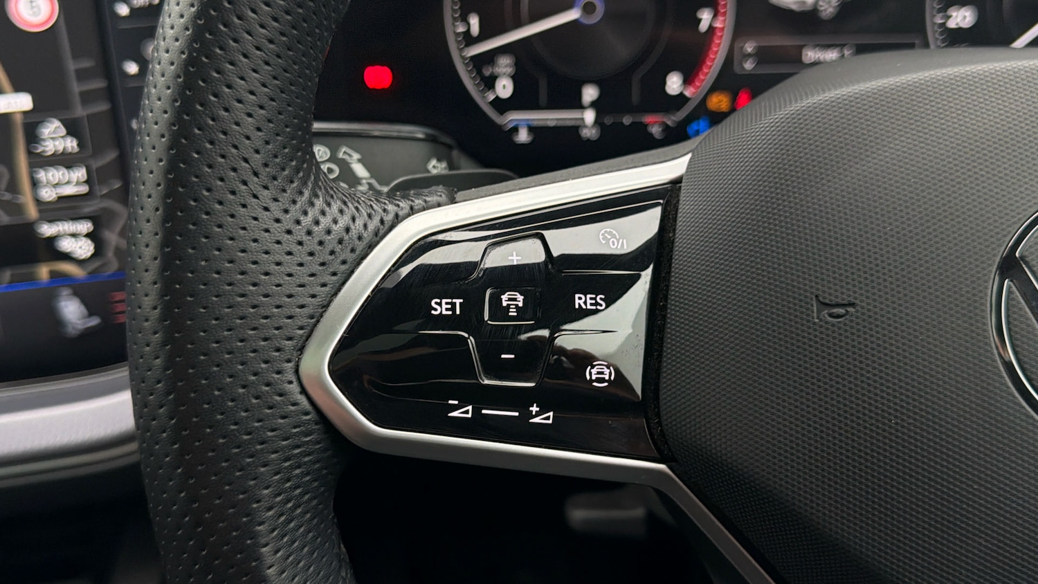 Used Volkswagen Touareg 2022 for sale - 77946278: Photo 23