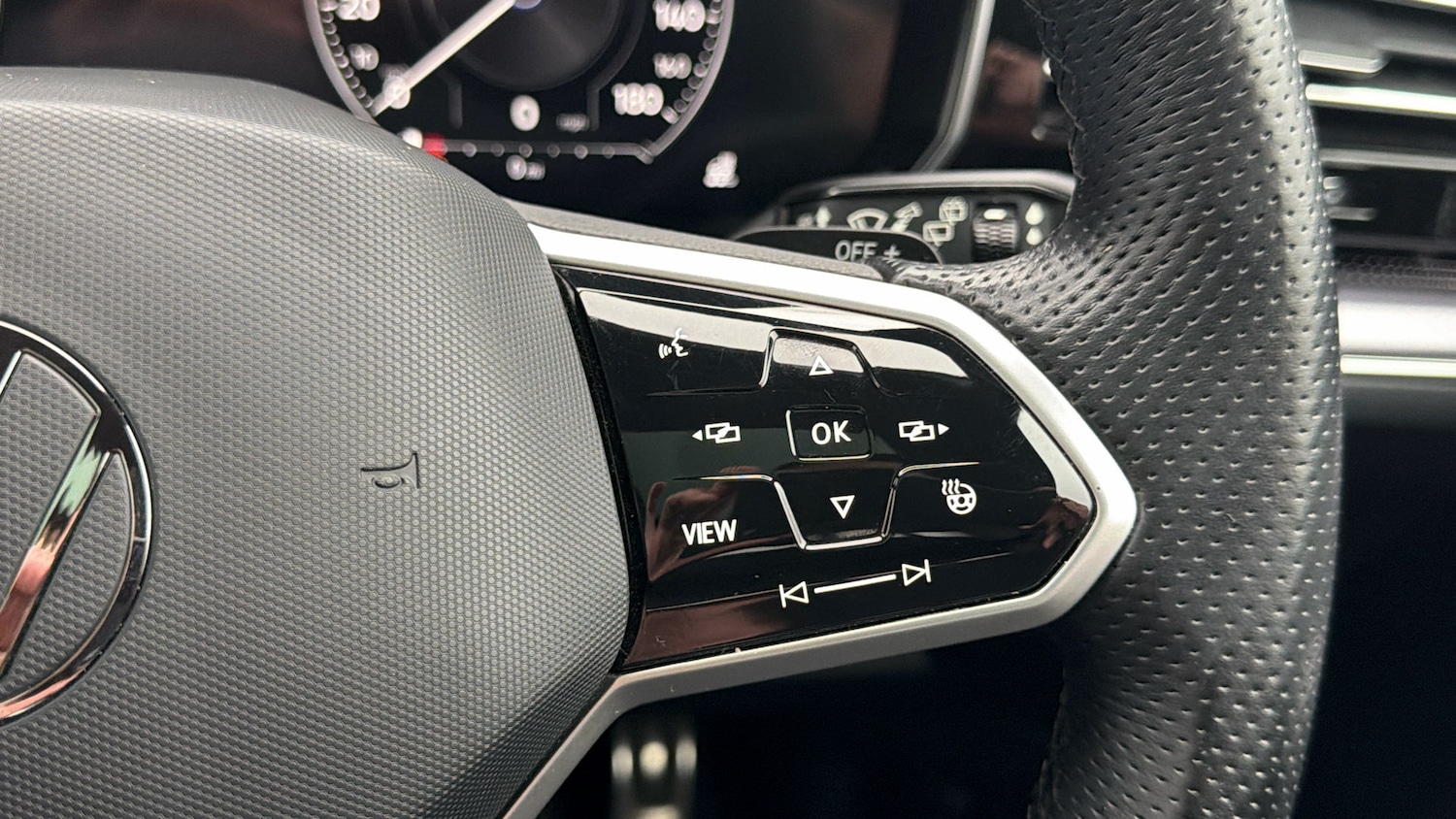 Used Volkswagen Touareg 2022 for sale - 77946278: Photo 24