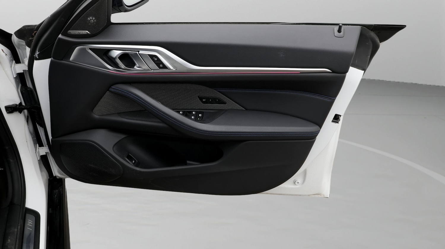 Used BMW i4 2022 for sale - 77181856: Photo 15