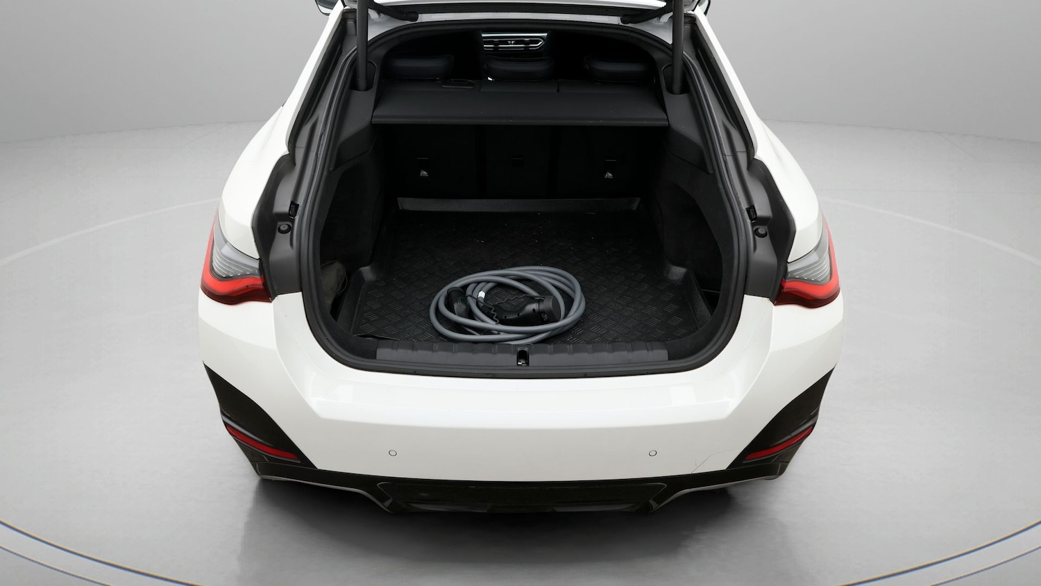 Used BMW i4 2022 for sale - 77181856: Photo 17