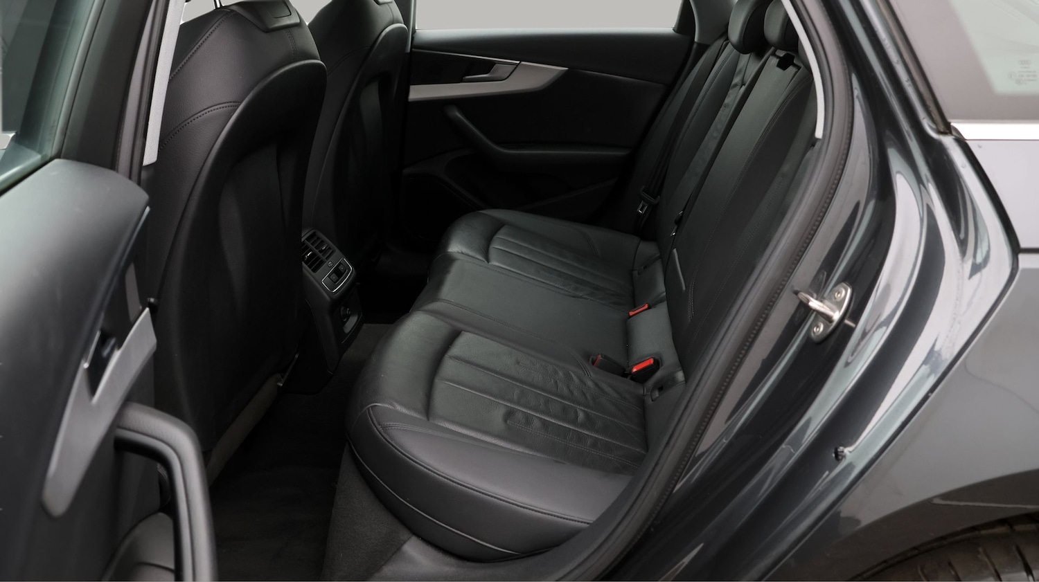 Used Audi A4 2019 for sale - 77745282: Photo 16