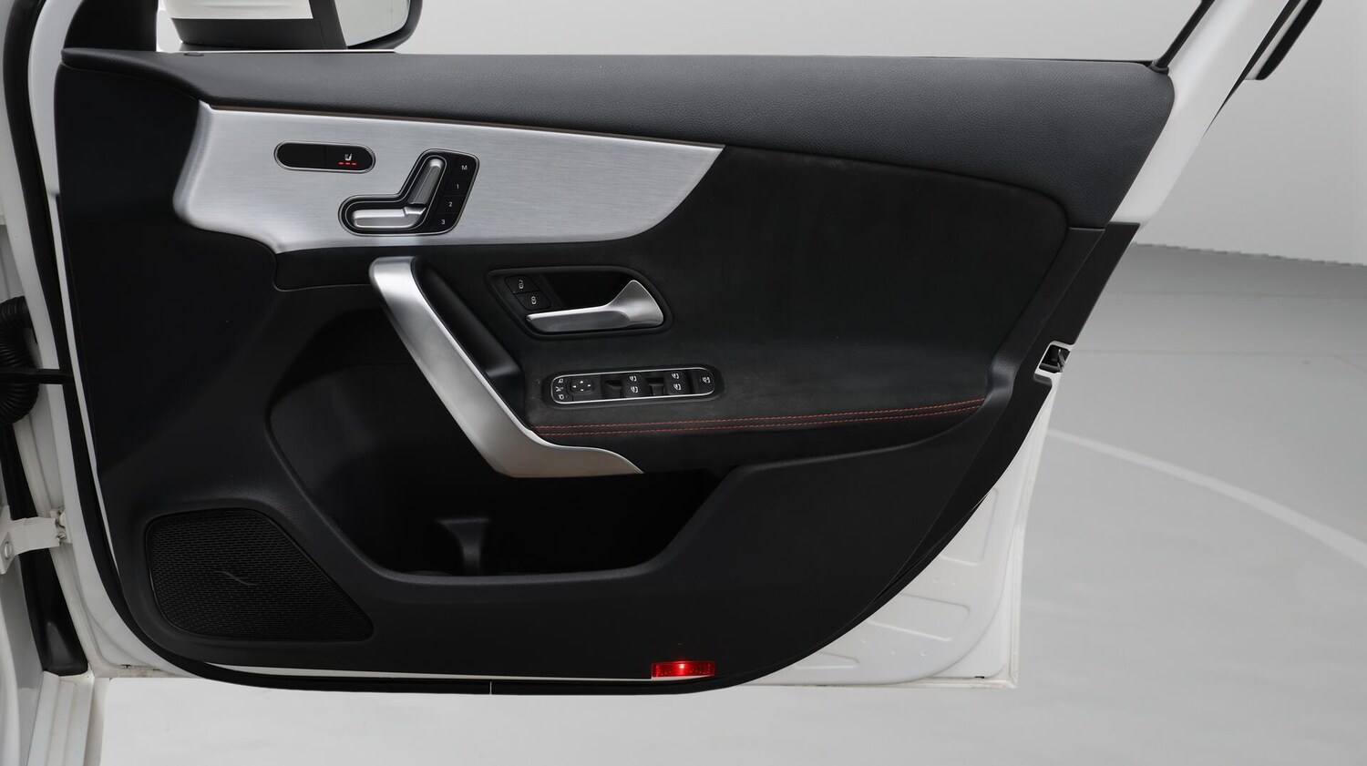 Used Mercedes-Benz A-Class for sale - 76727239: Photo 16