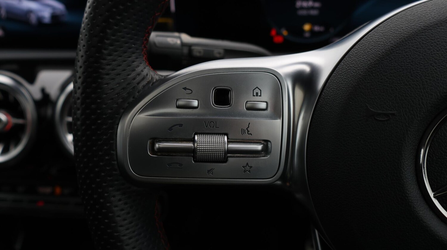 Used Mercedes-Benz A-Class for sale - 76727239: Photo 25