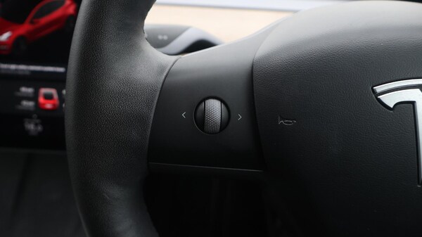 Used Tesla Model 3 2021 for sale - 76336621: Photo 24