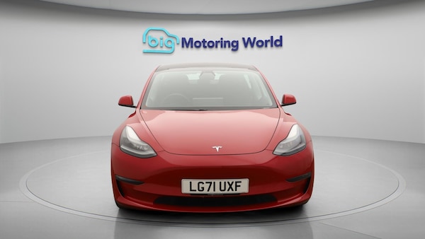 Used Tesla Model 3 2021 for sale - 76336621: Photo 3