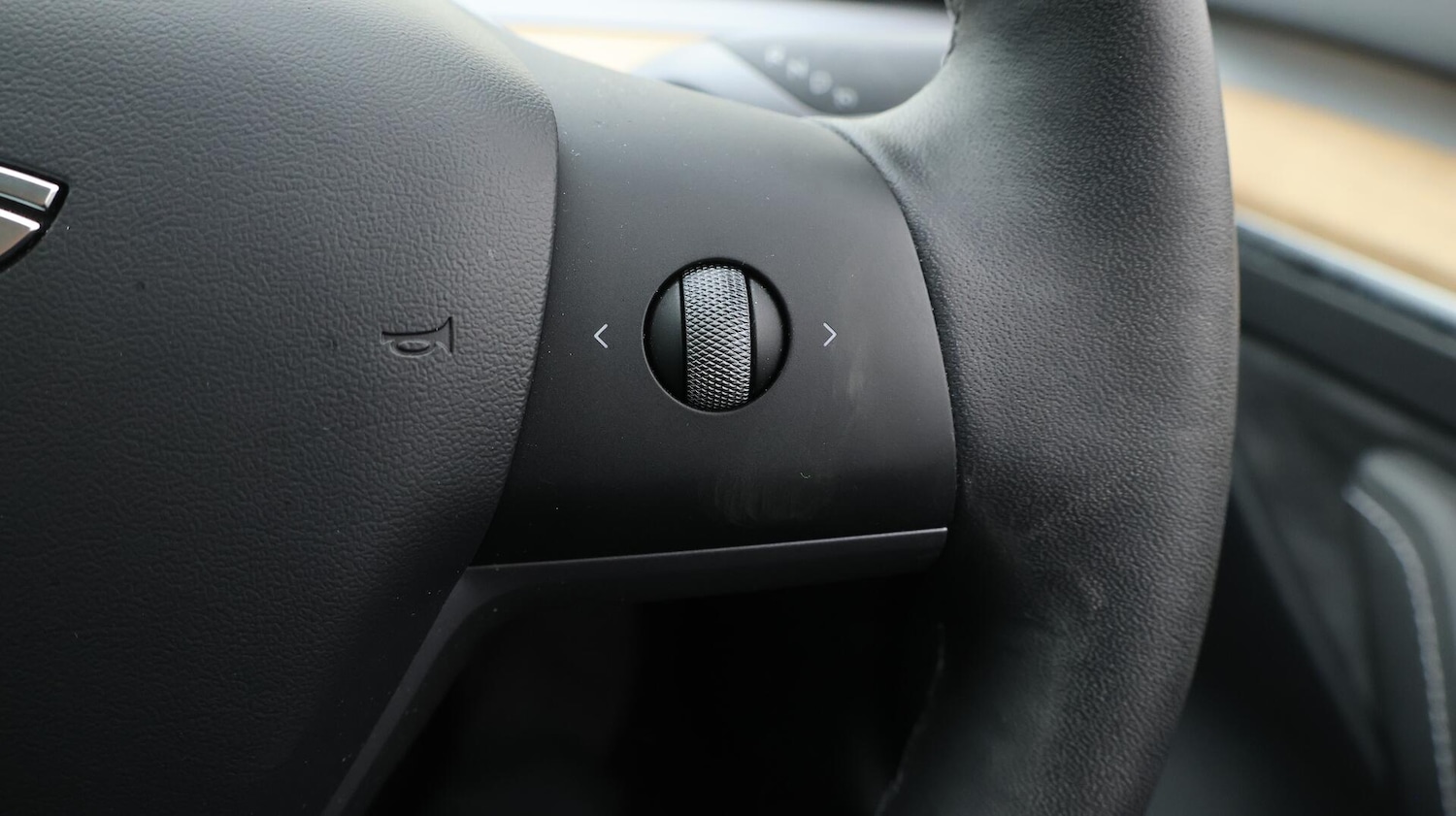 Used Tesla Model 3 2021 for sale - 76573781: Photo 23