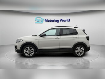 Used Volkswagen T-Cross 2021 for sale - 77502475: Photo