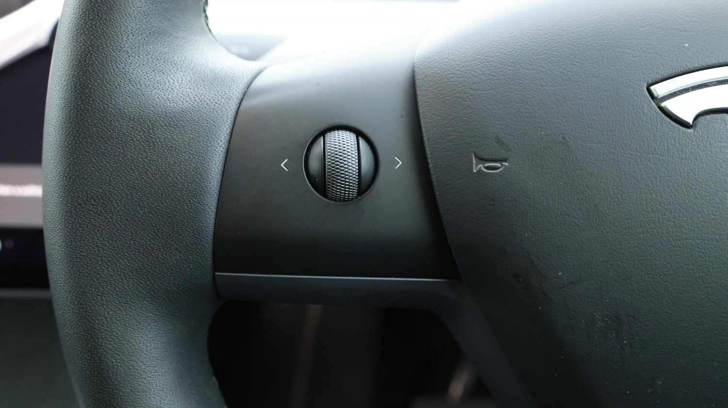 Used Tesla Model Y 2022 for sale - 76109497: Photo 24