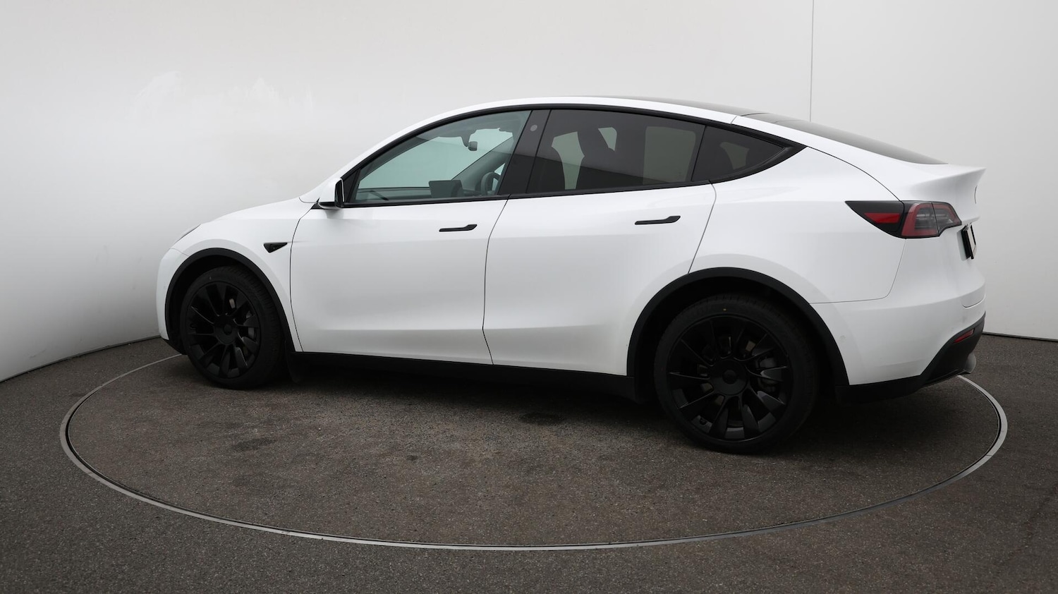 Used Tesla Model Y 2022 for sale - 76109497: Photo 48