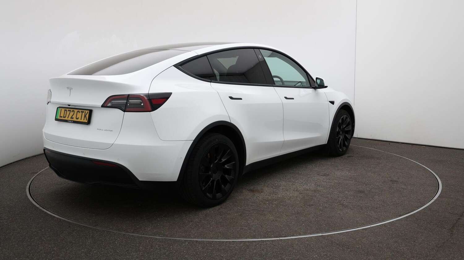 Used Tesla Model Y 2022 for sale - 76109497: Photo 55