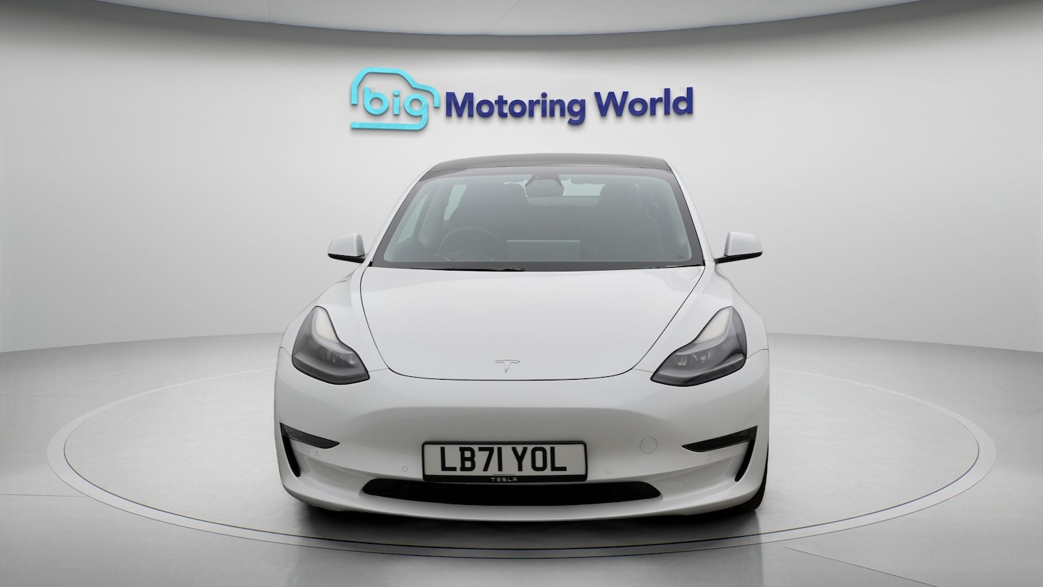 Used Tesla Model 3 2021 for sale - 77198715: Photo 2