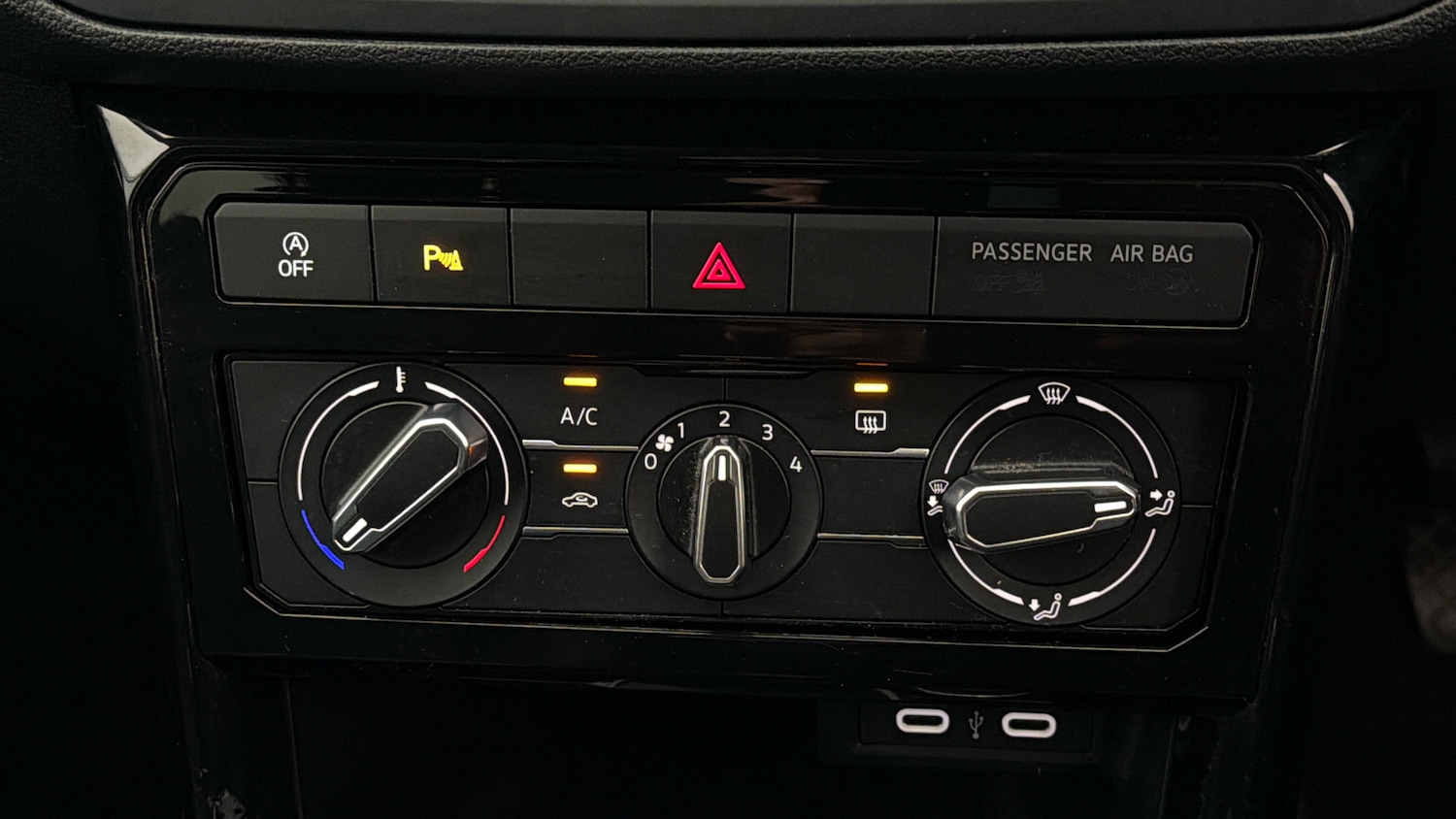 Used Volkswagen T-Cross 2023 for sale - 78109077: Photo 11