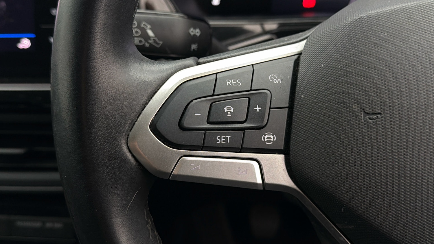 Used Volkswagen T-Cross 2023 for sale - 78109077: Photo 22