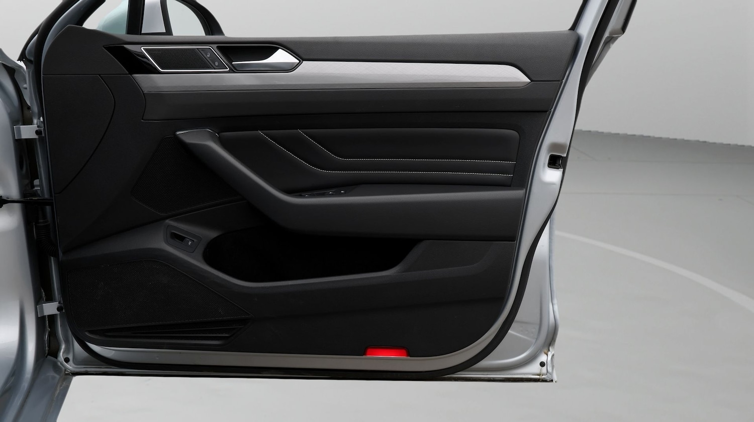 Used Volkswagen Passat 2023 for sale - 77608148: Photo 15