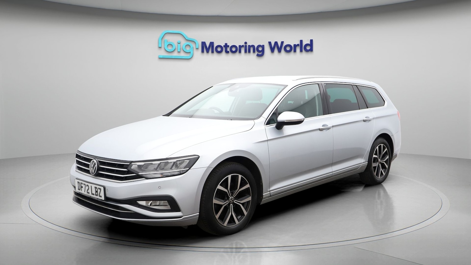 Used Volkswagen Passat 2023 for sale - 77608148: Photo 3