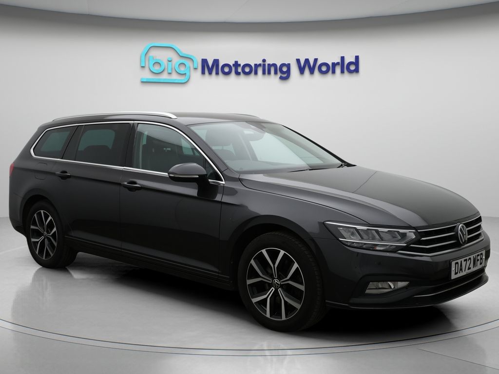 Used Volkswagen Passat 2022 for sale - 77103931: Photo 1