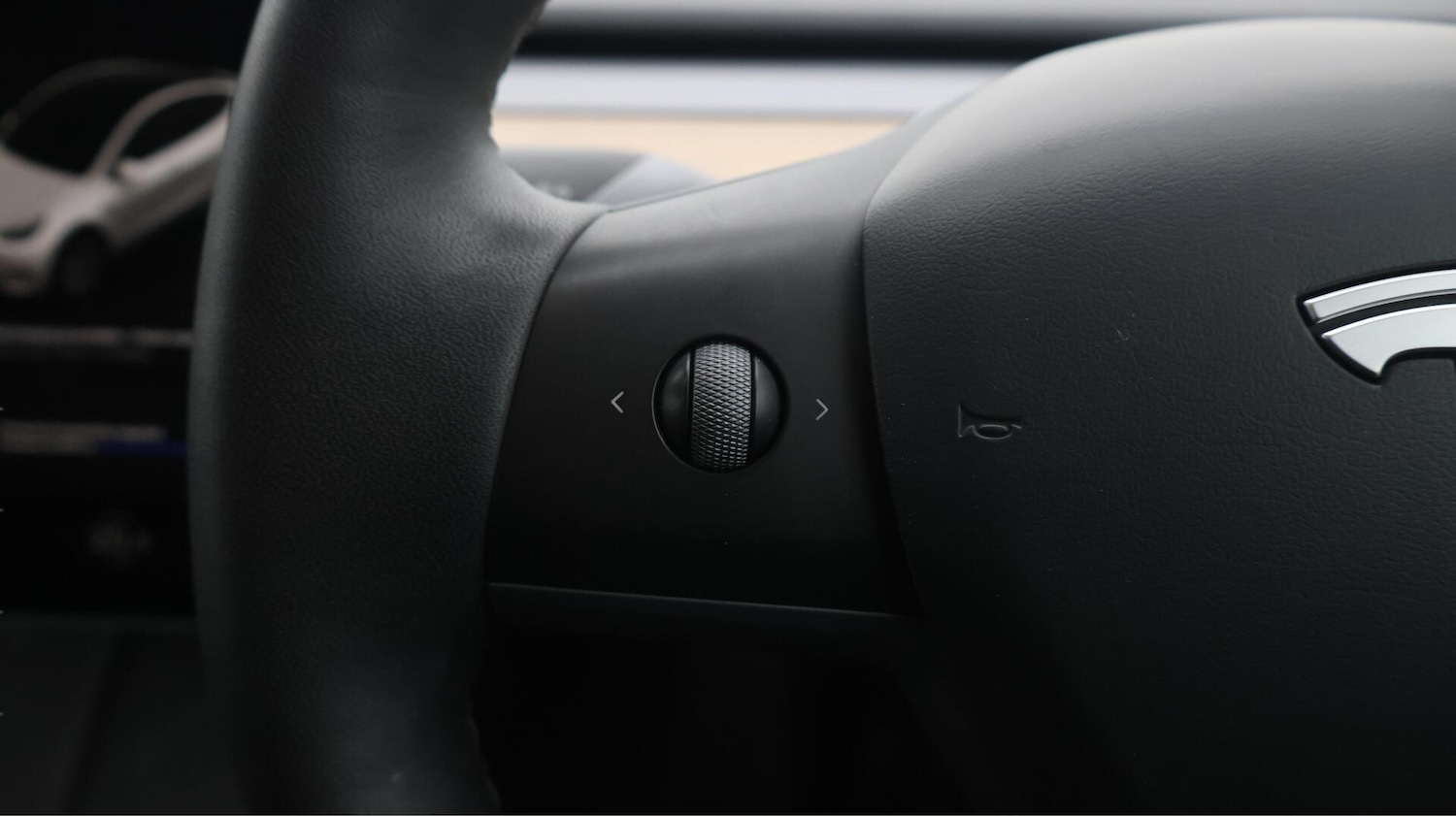 Used Tesla Model Y 2022 for sale - 76562435: Photo 25