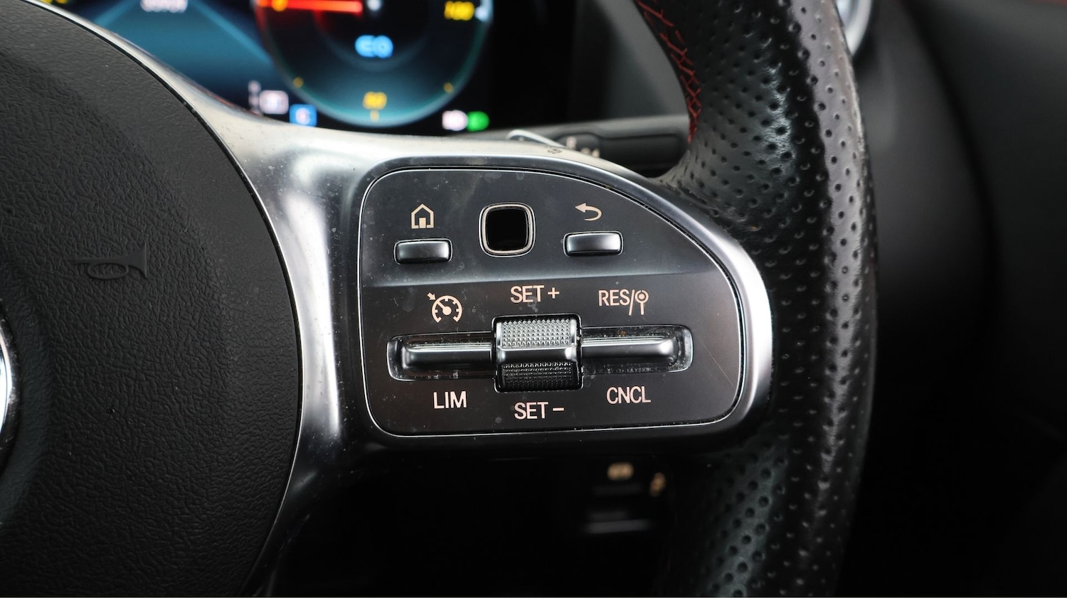 Used Mercedes-Benz EQA 2023 for sale - 77688177: Photo 21