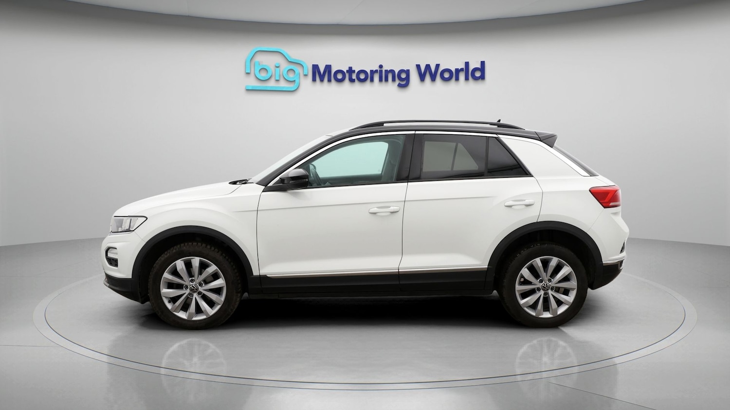 Used Volkswagen T-Roc 2021 for sale - 77831598: Photo 4