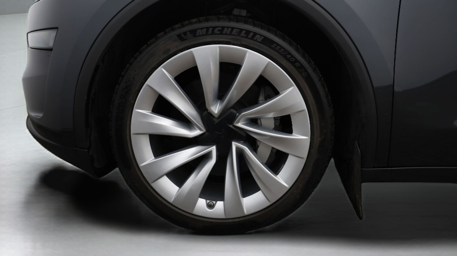 Used Tesla Model Y 2025 for sale - 77198403: Photo 18