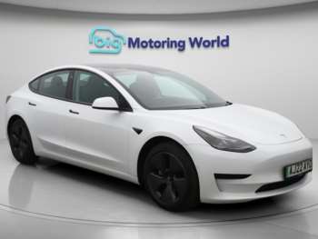 2022 (22) - Saloon 4dr Electric Auto RWD (241 bhp)