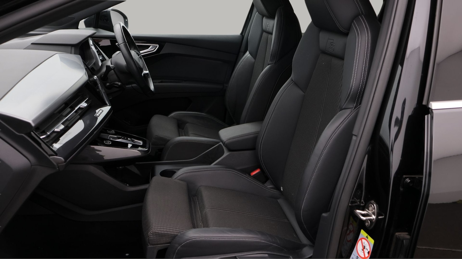 Used Audi Q4 e-tron 2022 for sale - 77592290: Photo 14