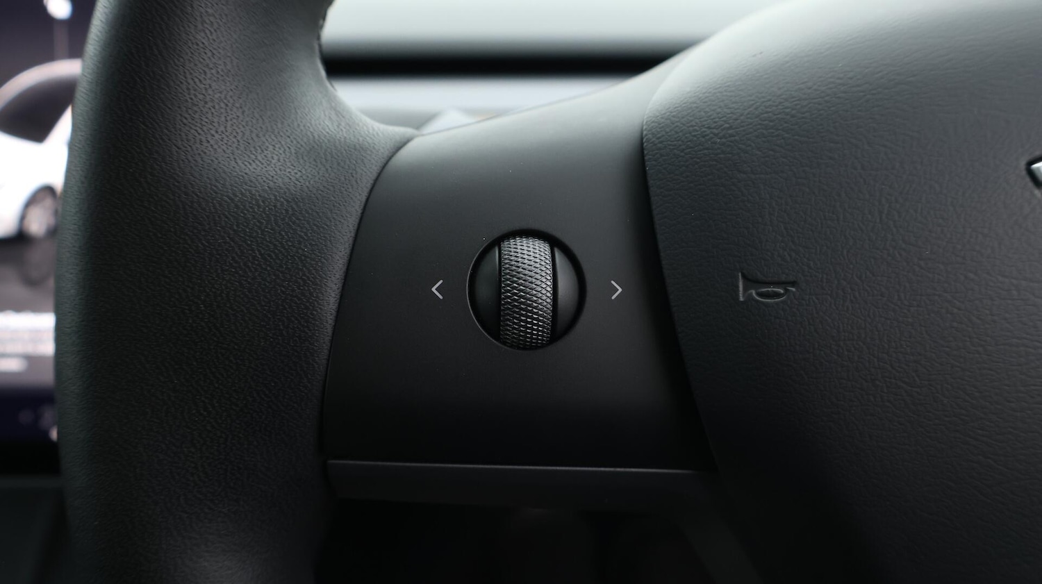 Used Tesla Model Y 2022 for sale - 76175604: Photo 23